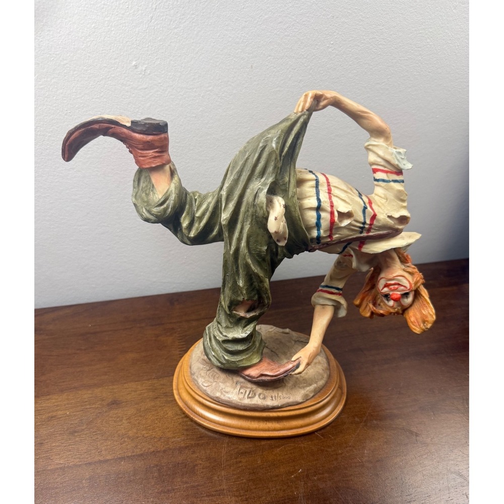 A Santini Italy Classic Figure Clown Figurine Limited Edition 13/5000 Signed